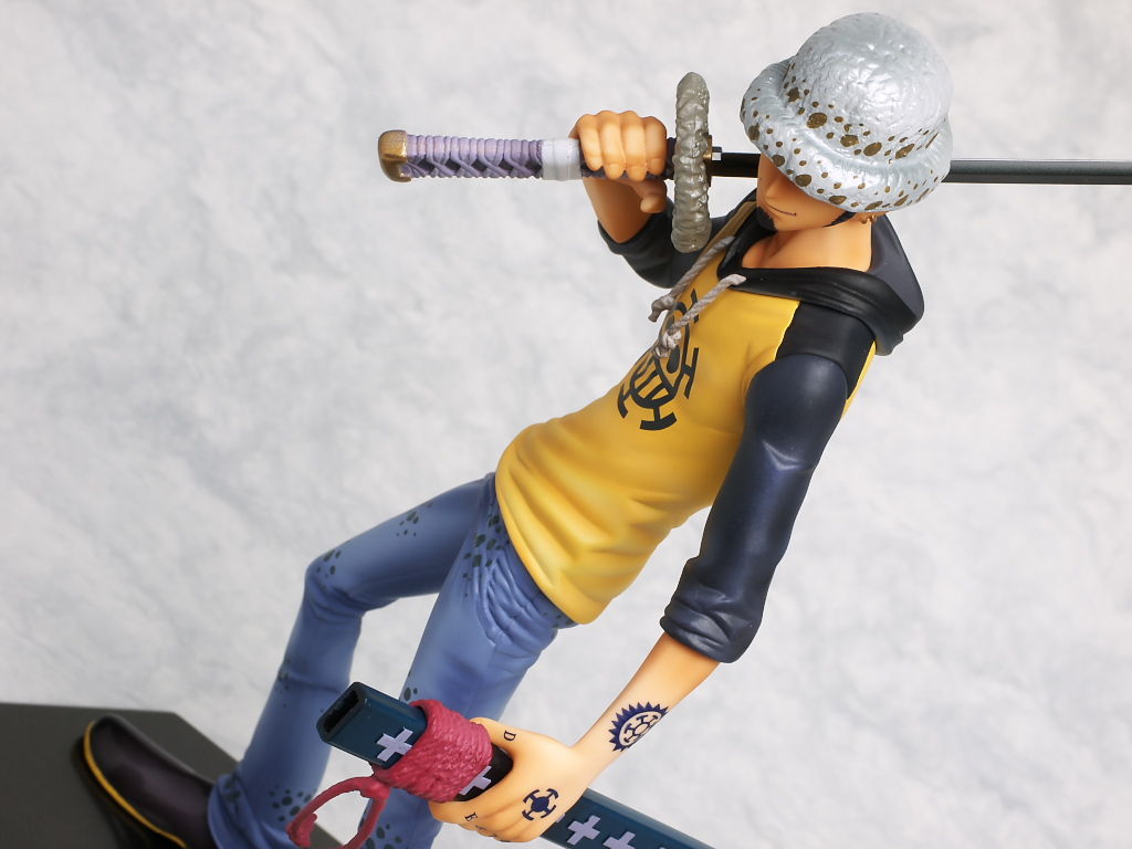 Law ของแท้ JP แมวทอง - POP Deluxe Megahouse [โมเดลวันพีช]