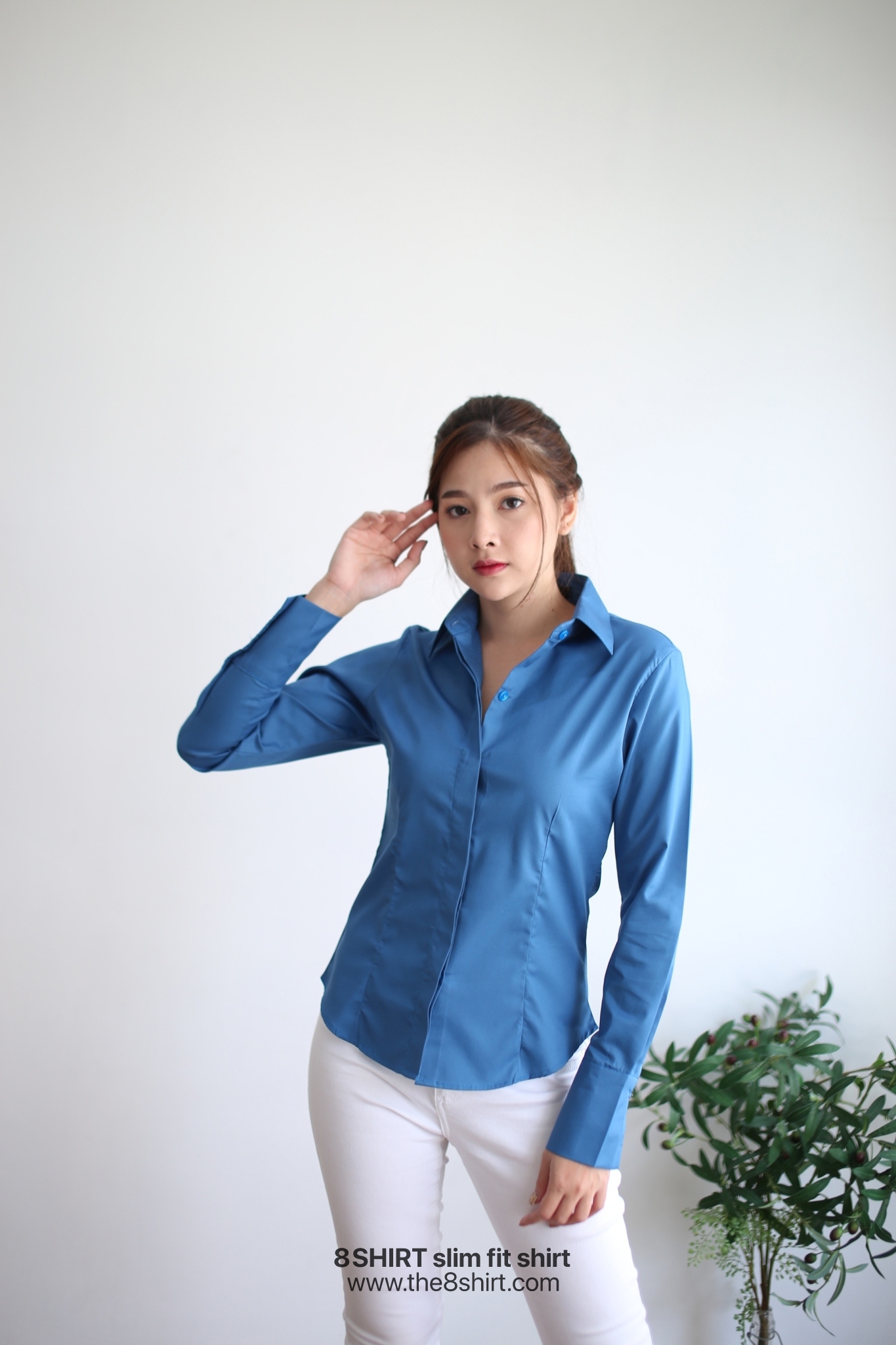 เสื้อเชิ้ตผู้หญิง สีฟ้าคราม (Indigo Blue) สลิมฟิต เข้ารูป แขนยาว เสื้อเชิ้ตทำงาน เสื้อยูนิฟอร์ม แบรนด์ 8SHIRT slim fit shirt พร้อมส่ง