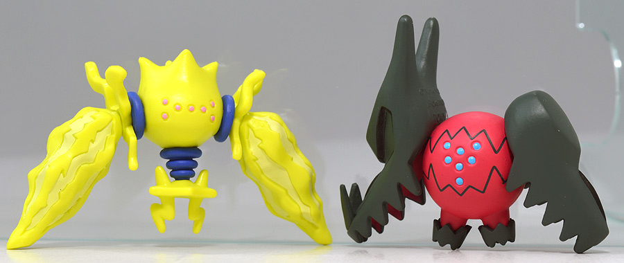 Regidrago ของแท้ JP - Monster Collection Takara Tomy [โมเดลโปเกมอน]