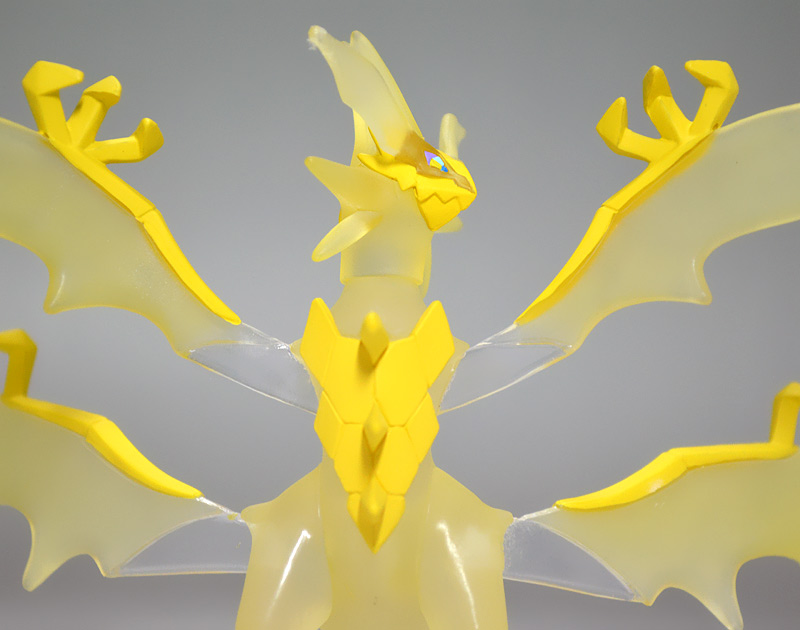 Ultra Necrozma ของแท้ JP - Monster Collection Takara Tomy [โมเดลโปเกมอน]