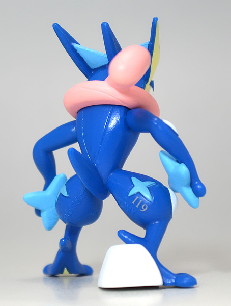 Greninja ของแท้ JP - Monster Collection Takara Tomy [โมเดลโปเกมอน]