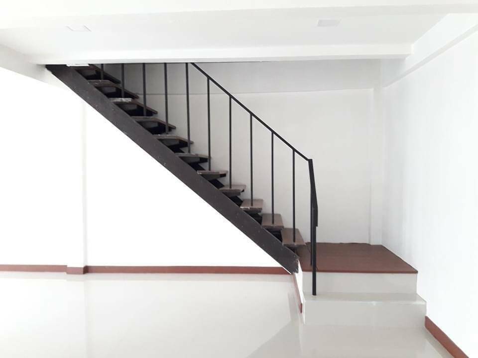 ขายแล้ว** บ้านแฝด 2ชั้น 29.7ตรว.(ซอยพาณิชยการธนบุรี) ใกล้ MRTจรัญฯ13 เพียง 600เมตร