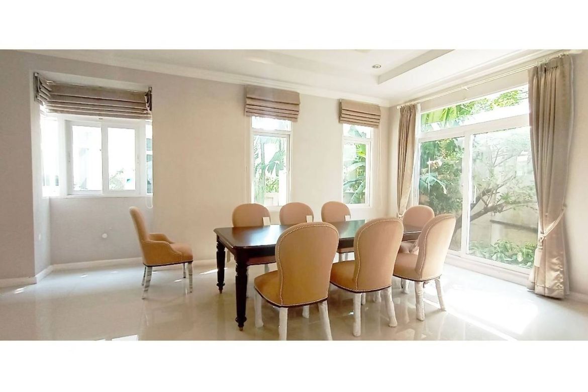 บ้านเดี่ยว เดอะ พาลาซโซ่ ราษฎร์บูรณะ 27mb THE PALAZZO RATBURANA 2 ชั้น เนื้อที่ : 102.6 พื้นที่ใช้สอย : 320 ห้องนอน : 3