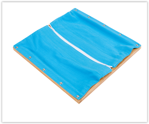 ตู้บรรจุกรอบฝึกทักษะมือ ใส่ได้ 6 ชิ้น (สามารถเลือกชุดฝึกเพิ่มได้) ตู้กับชุดฝึกขายแยกกัน