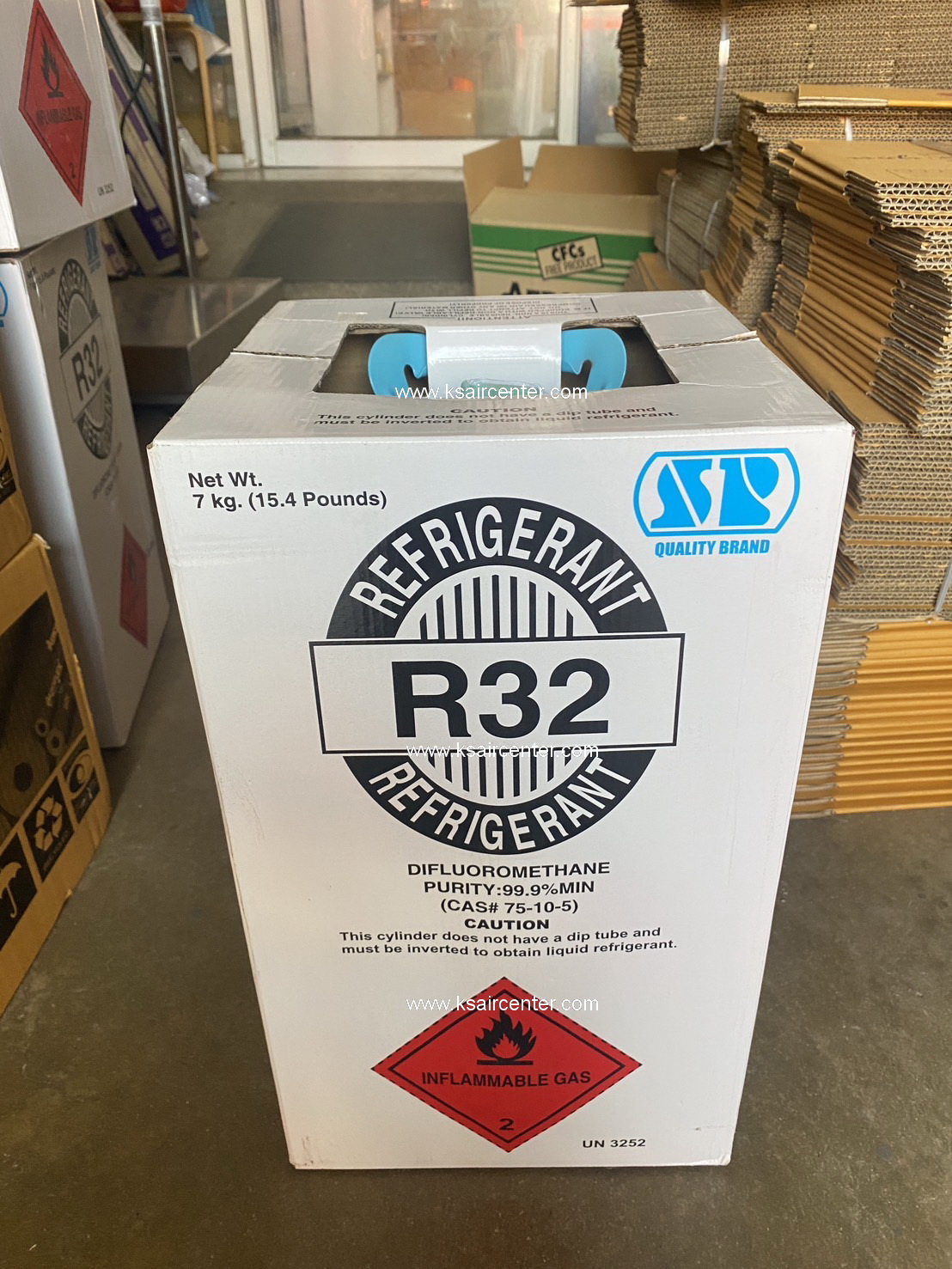 น้ำยาแอร์ R-32 ขนาด 7 กก / ถัง