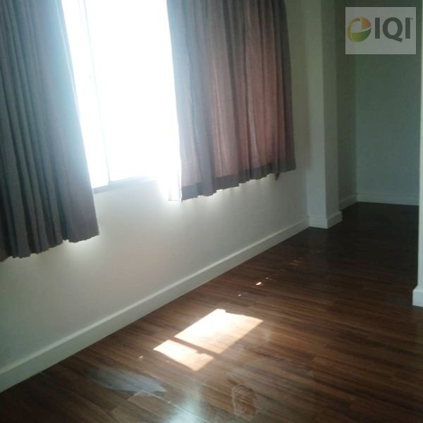 ขาย โฮมออฟฟิศ 3.5 ชั้น ม.ทาวน์พลัส ประชาอุทิศ แปลงมุม ถนนประชาอุทิศ - เนื้อที่ 18 ตร.ว. พื้นที่ 245 ตร.ม. - ขนาด 3 ห้องนอน 3 ห้องน้ำ 1 ห้องรับแขก