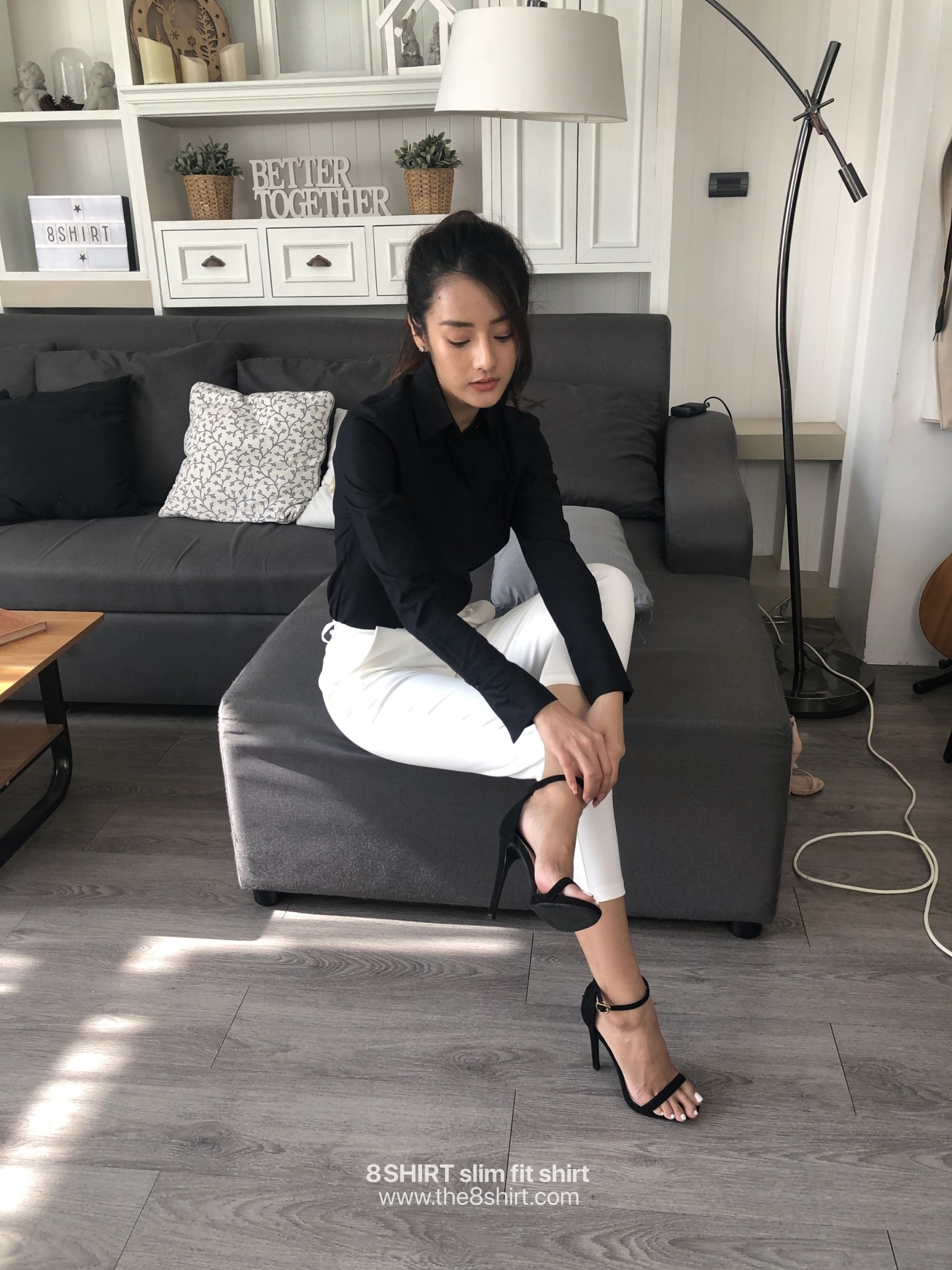 เสื้อเชิ้ตผู้หญิงสีดำ สลิมฟิต เข้ารูป แขนยาว เสื้อเชิ้ตทำงาน เสื้อยูนิฟอร์ม แบรนด์ 8SHIRT slim fit shirt พร้อมส่ง