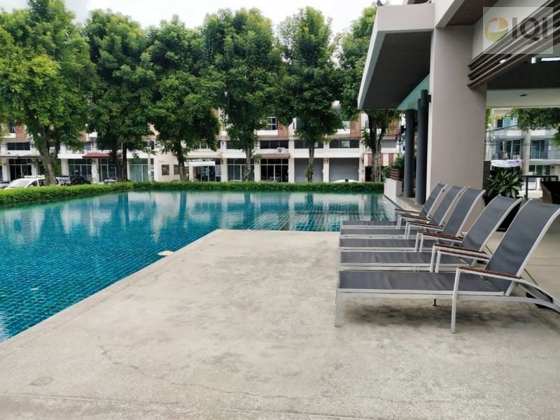 ขาย โฮมออฟฟิศ 3.5 ชั้น ม.ทาวน์พลัส ประชาอุทิศ แปลงมุม ถนนประชาอุทิศ - เนื้อที่ 18 ตร.ว. พื้นที่ 245 ตร.ม. - ขนาด 3 ห้องนอน 3 ห้องน้ำ 1 ห้องรับแขก