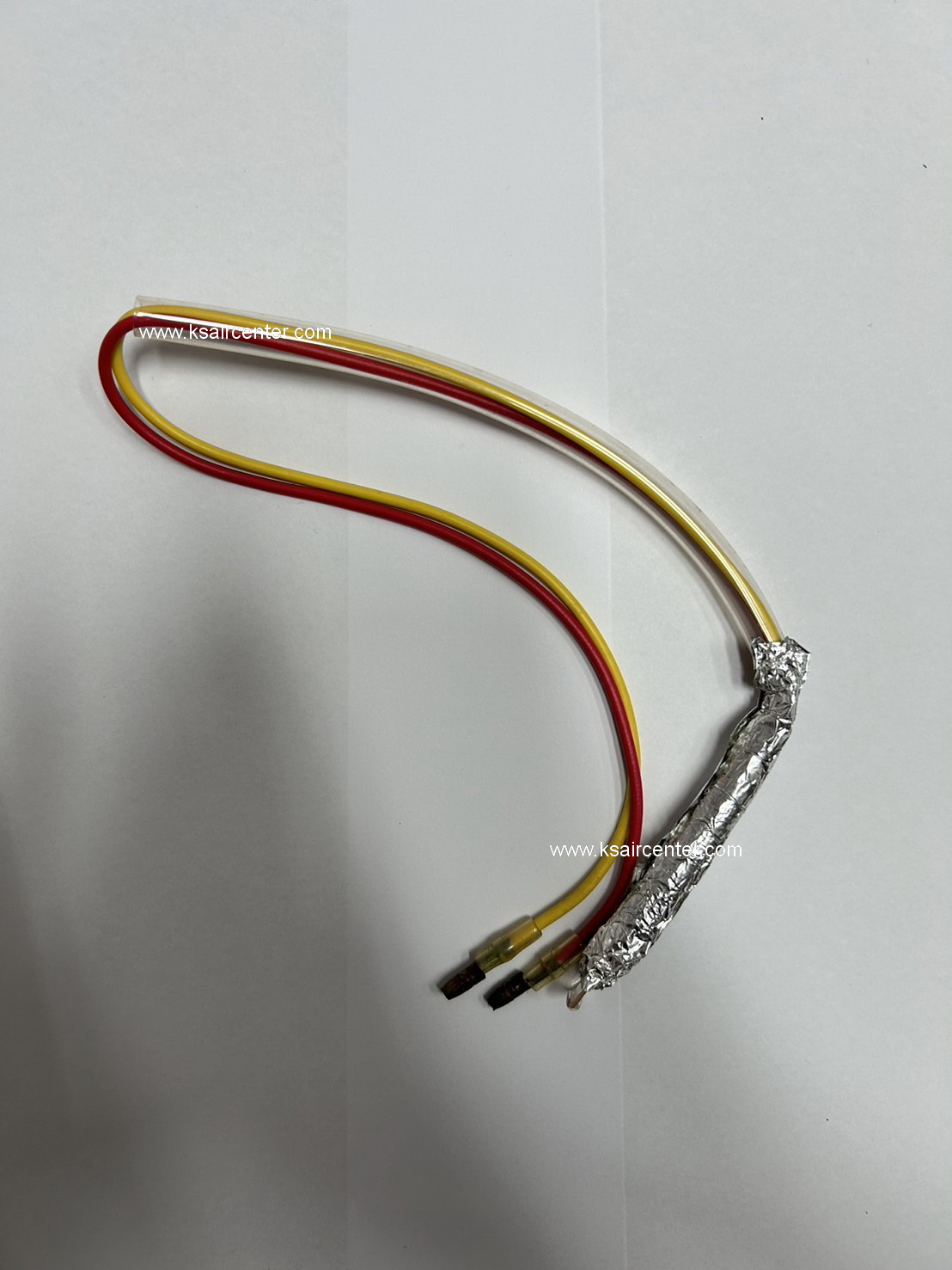 ฟิวส์ ตู้เย็น HITACHI (หุ้มฟอยล์) (รหัสสินค้า 060026)