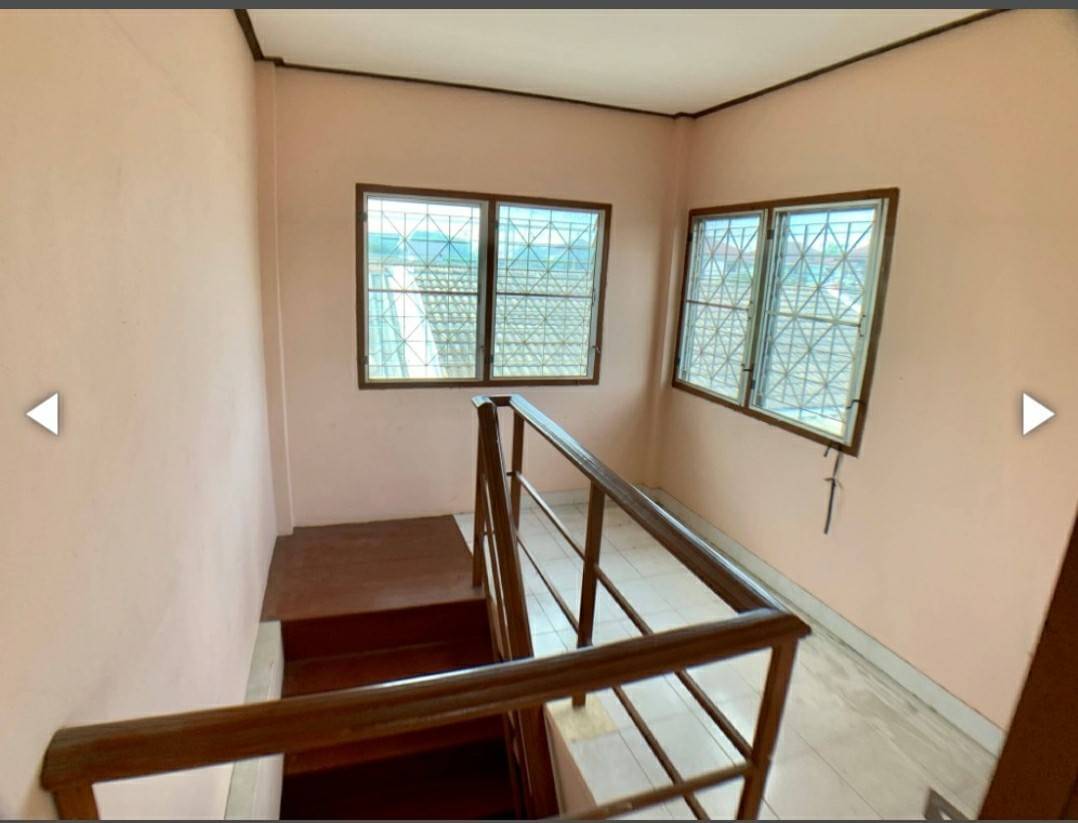 ขายบ้านเดี่ยว เพชรเกษม 81/6 ใกล้กรมที่ดิน ห่าง MRT หลักสองประมาณ 7กม. หมู่บ้านหรรษา 44 ตรว. 5 นอน พื้นที่ใช้สอย 186 ตรม. ต่อเติมเต็มพื้นที่ หน้ากว้าง 11 เมตร จอดรถได้ 2-3คันสบาย