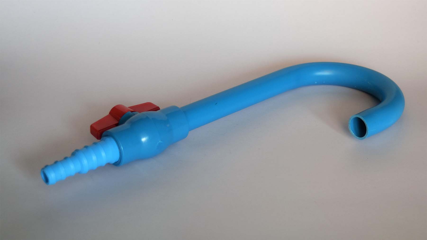 ตะขอเติมน้ำตู้ปลากุ้ง เกี่ยวกับขอบตู้ไม่ให้สายเลื่อนหลุด ประหยัดเวลา ประหยัดคน สะดวกสะบายขึ้น