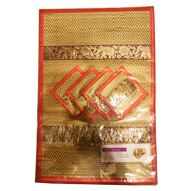 ที่รองจานเสื่อกก และ แผ่นรองแก้วน้ำ ขนาด 30 x 46 ซม. แบบ 4 ที่นั่ง สีแดง