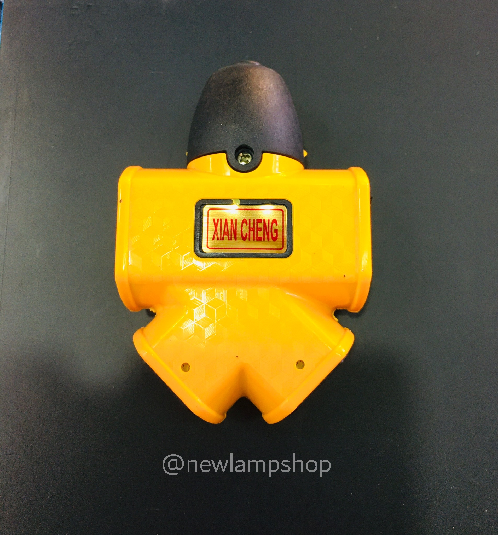 ปลั๊กตุ๊กตา 4 ขา