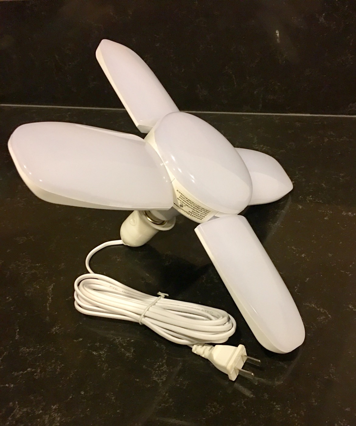 หลอดไฟLED ดอกไม้ 5 ดวง/ LED Deformable Lamp