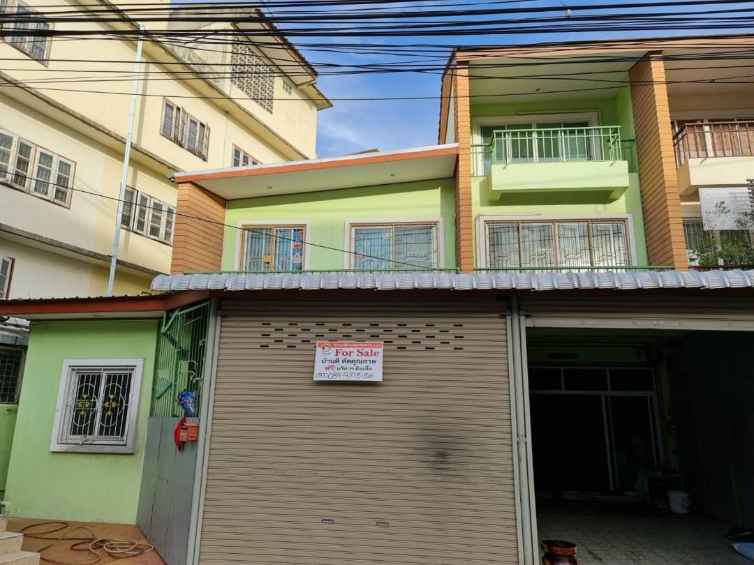 ขายอาคารพานิชย์ 3 ชั้น เนื้อที่ 44.5 ตรว, 6 ห้องนอน ต.บ่อพลับ อ.เมือง จ.นครปฐม