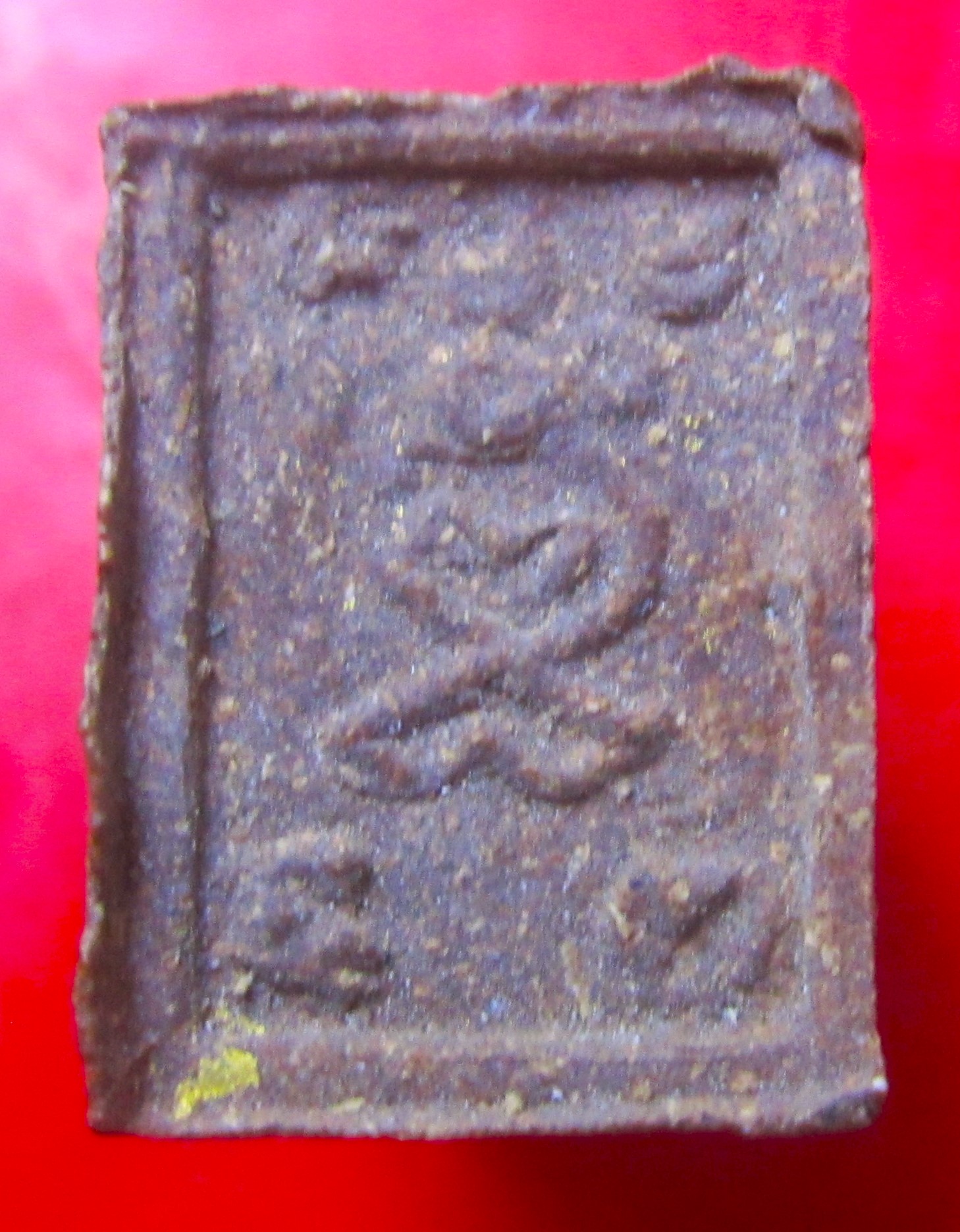 พระพุทธเจ้า เนื้อผงว่านซานหมาก หลังยันต์เฑาะว์ พระแท้ไม่ทราบที่ องค์ที่11