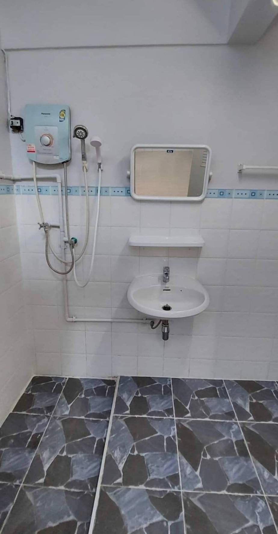 ขาย -ให้เช่า ทาวน์เฮ้าส์ เสตะนิเวศน์ กำนันเเม้น 7 ขนาด 28 ตรว ปรับปรุงใหม่ จอดรถสบาย ใกล้ตลาดพิบูลย์วิทย์