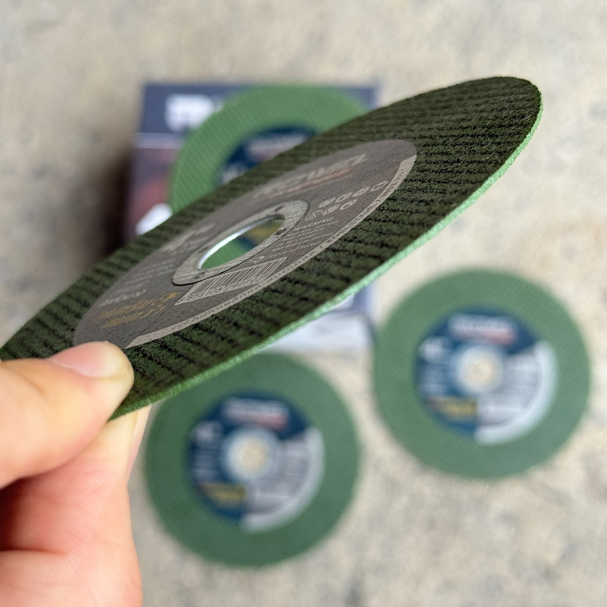 ลดอีก 180บาท แผ่นตัด ROWEL 4x1 สีเขียว