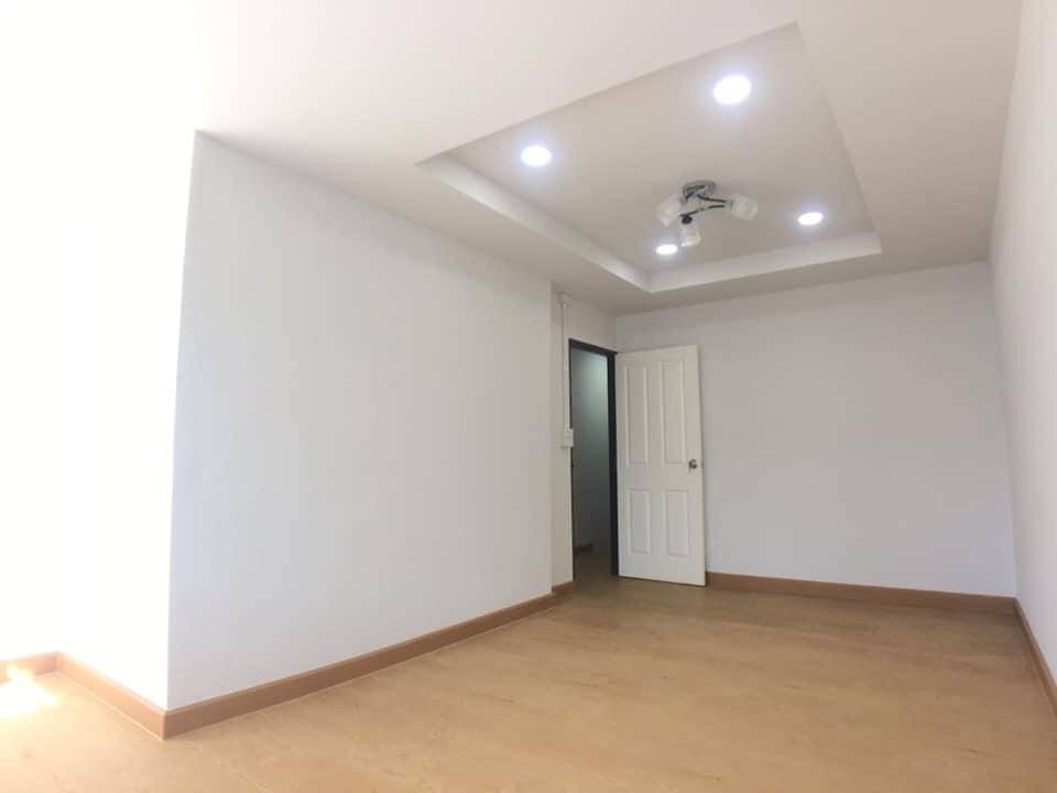 ทาวน์เฮ้าส์16ตรว.สวย รีโนเวทใหม่ พร้อมเข้าอยู่ อาคาร 2ชั้น ขนาด 16ตรว. ซอยเพชรเกษม62/4 ติดสถานีรถไฟฟ้าตลาดบางแค