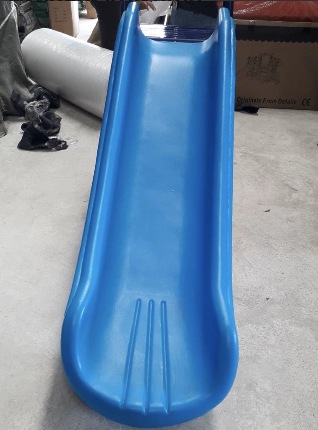 รางสไลเดอร์ พลาสติก Polyethylene โรงงาน