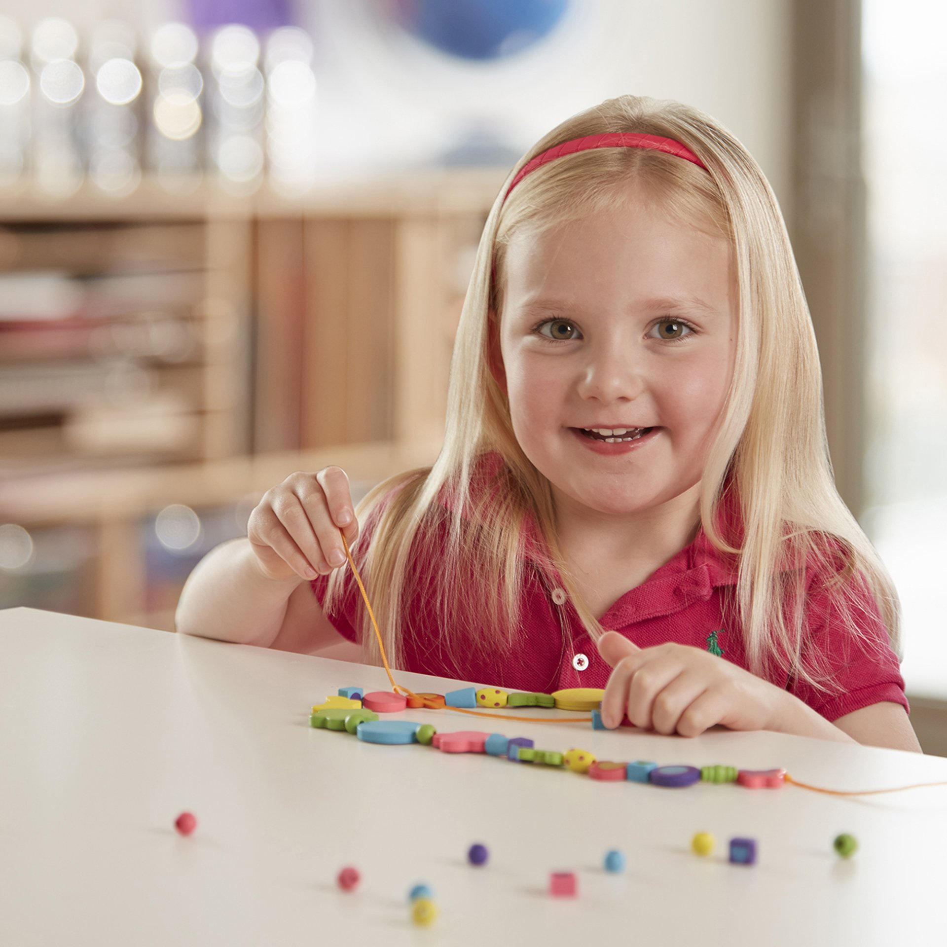 ชุดร้อยลูกปัด DIY ของเล่นเสริมพัฒนาการเด็ก เสริมทักษะการเรียนรู้ สื่อการสอนอนุบาล พร้อมส่ง