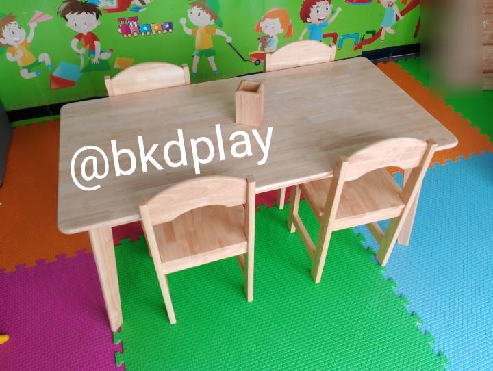ชุดโต๊ะเก้าอี้ไม้ยางพาราสำหรับเด็กนักเรียนพร้อมเก้าอี้4 ตัว, โต๊ะเรียนกลุ่มสำหรับอนุบาล โต๊ะสี่เหลี่ยมผืนผ้า,โต๊ะไม้, สำหรับอนุบาล สินค้าผลิตในไทยมีพร้อมส่ง ขนาด 60x120x55 cm.
