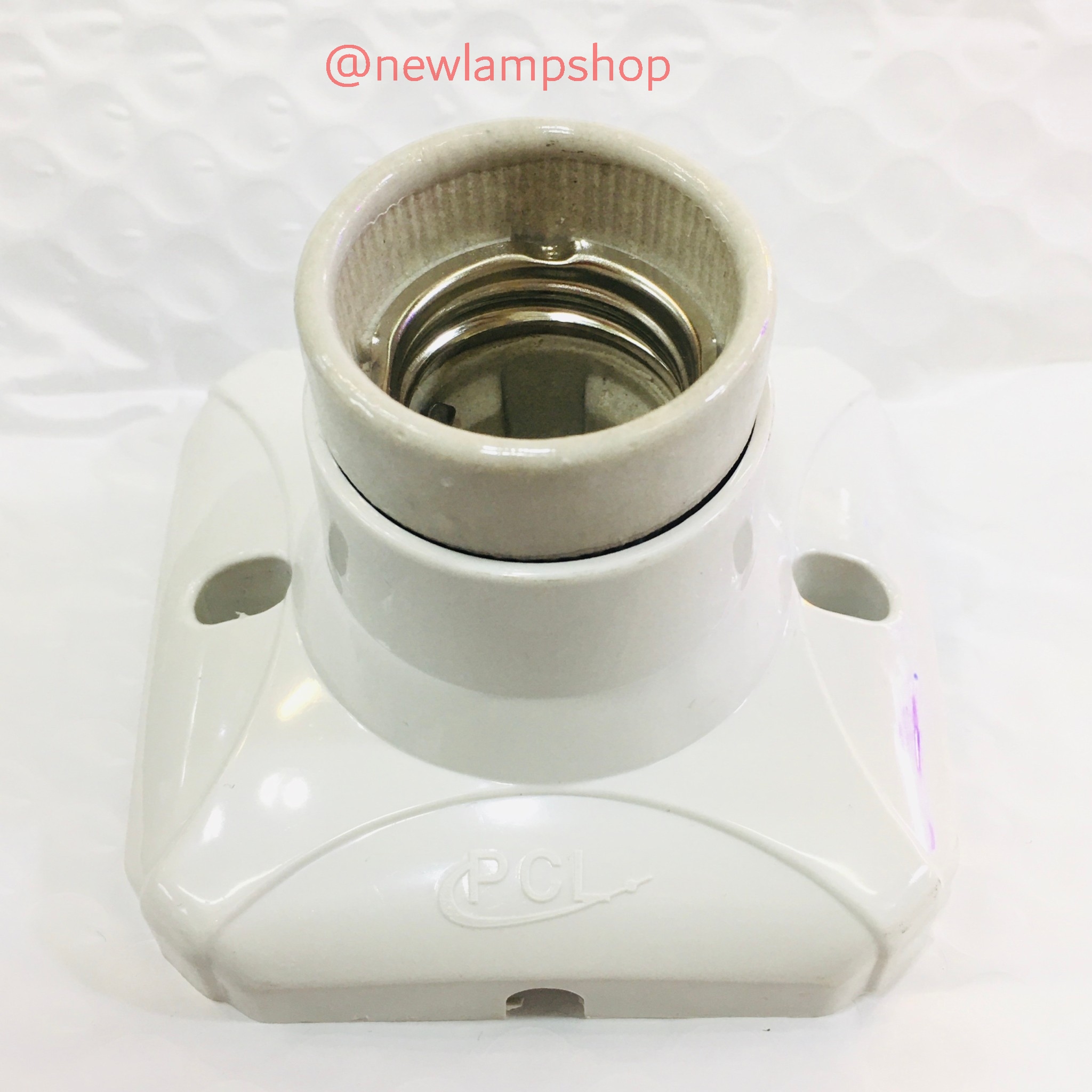 ขั้วแป้นกระเบื้องฐานสี่เหลี่ยม E27 ยี่ห้อ PCL.