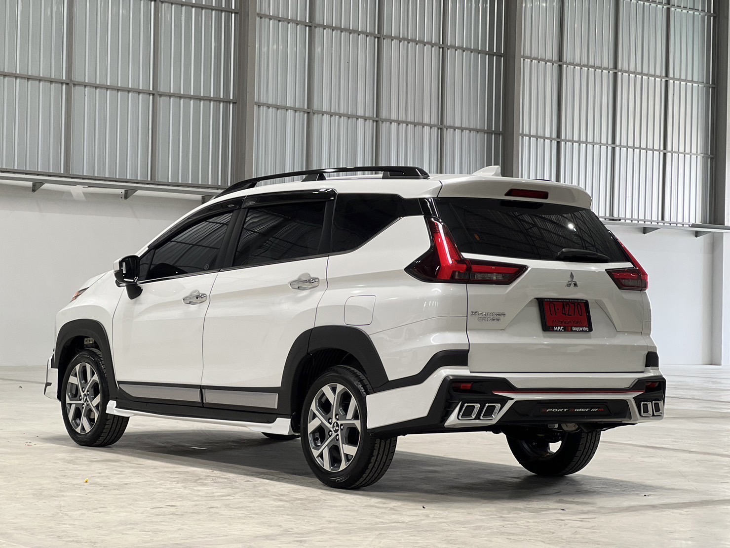 Rider V.1 หลังท่อเหลี่ยม VS Mitsubishi Xpander Cross'2023 [ชุดนี้ก็มีภาษีกว่า เรียบหรู แต่ดูดี]