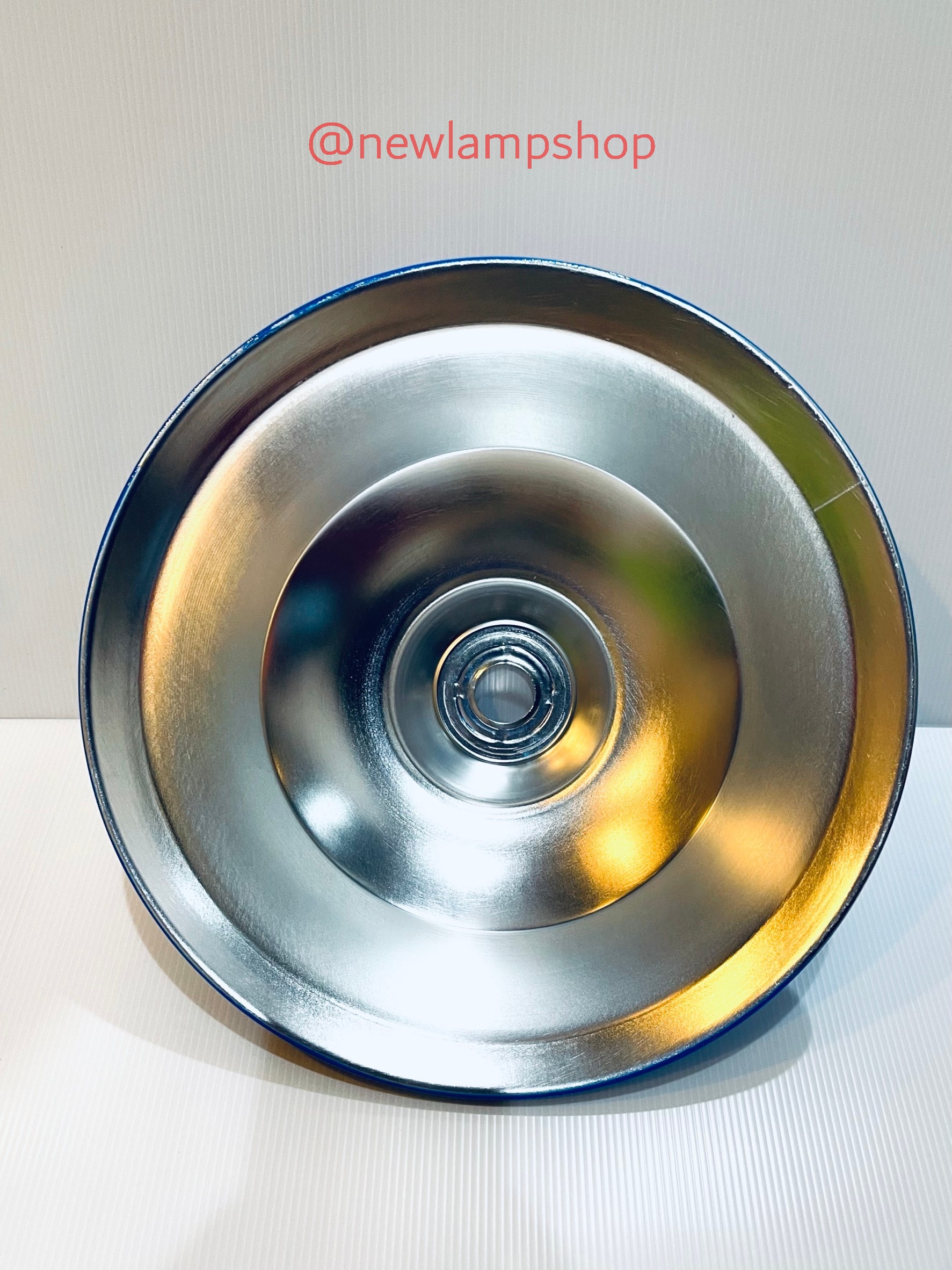 โคมฝาชีอลูมิเนียมสะท้อนแสง มีทั้ง 9 และ 12 นิ้ว หลากสีส้นให้เลือก