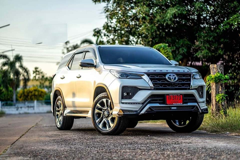 Vazooma-Luxury By TMC VS Toyota All New Fortuner'2020-On [พิเศษให้เยอะกว่าใคร...พบได้แล้วที่นี่]