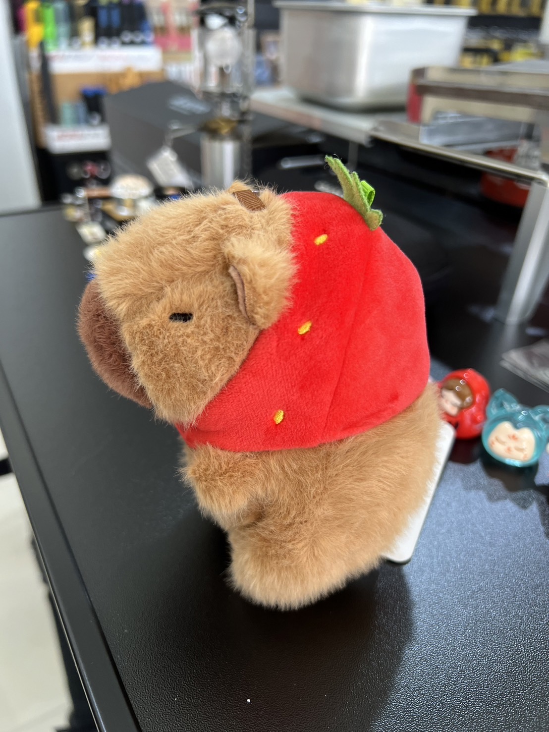 Capybara Jenny Strawberry