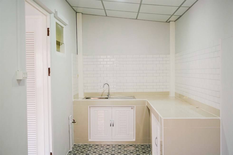 ขายพฤกษา21 ปรับปรุงใหม่ทั้งหลัง บ้านมุม สวยมาก ทำเลดีหน้าโครงการ ใกล้ตลาดบางใหญ่ นนทบุรี ขนาด 23.90 ตารางวา 2 ชั้น 3 ห้องนอน 2 ห้องน้ำ