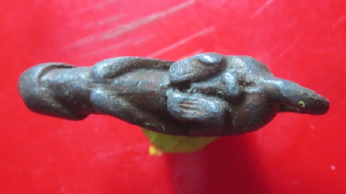 พระปล้ดขิกเนื้อตะกั่วอาบทองแดง หลวงปู่เส็งวัดบางนา จ.ปทุมธานี สภาพใช้