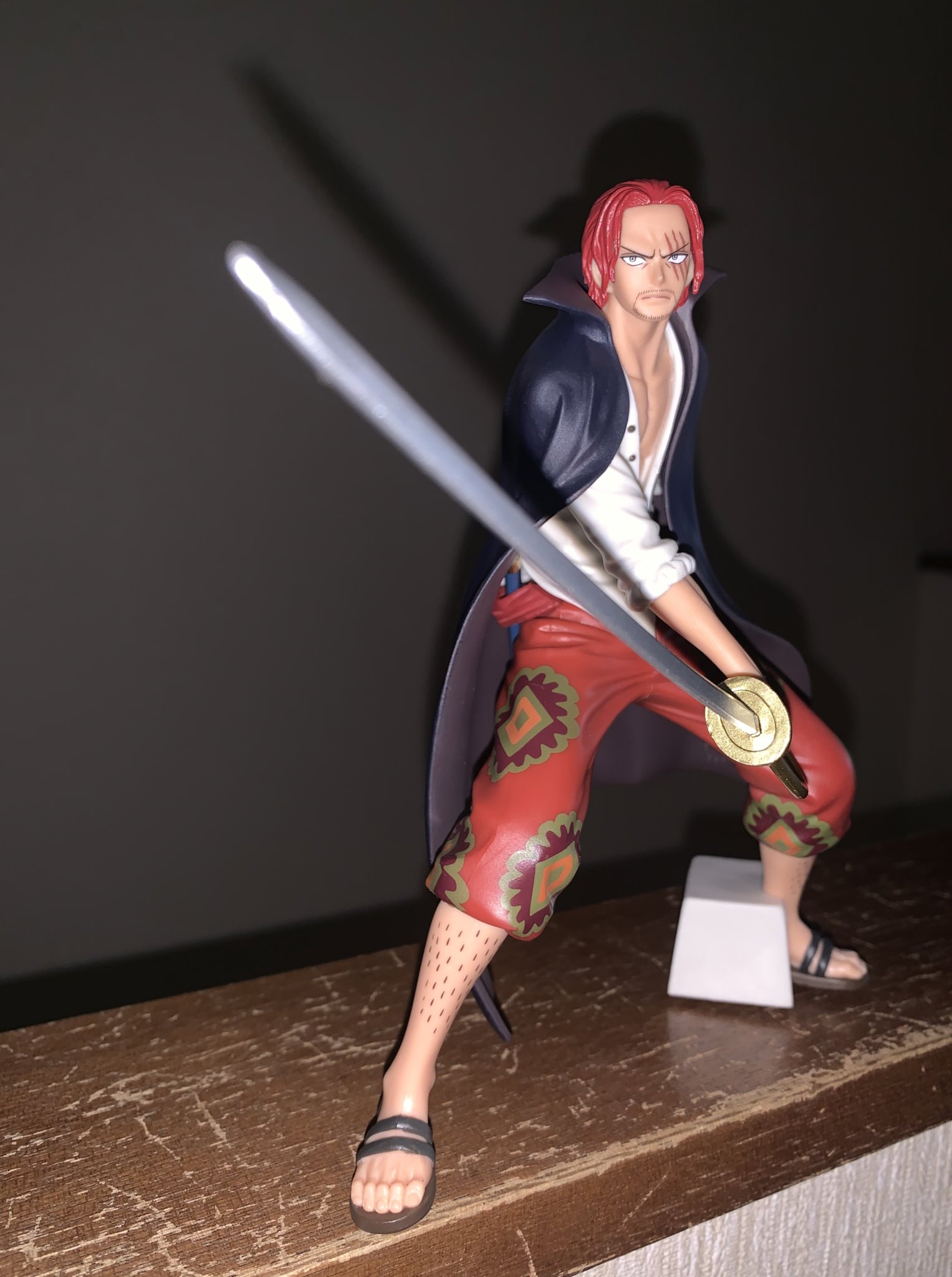 Shanks Film Red ของแท้ JP แมวทอง - DXF Banpresto [โมเดลวันพีช]