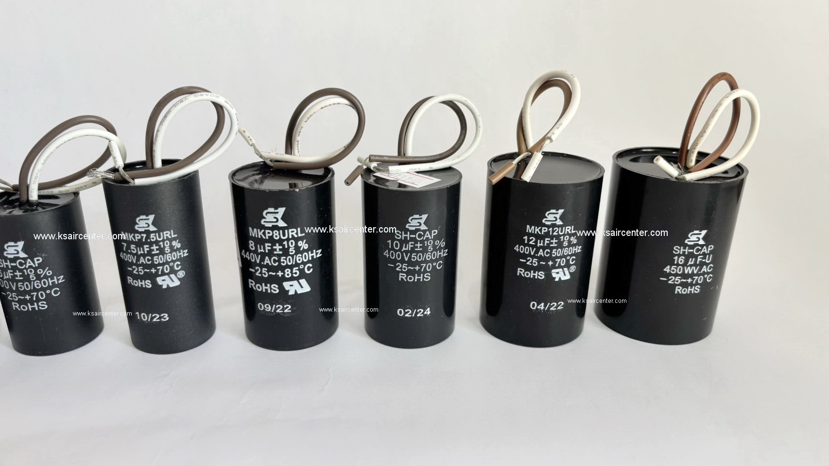 แคปพัดลม แบบกลม SK (ทรงกระบอก) ขนาด 4 MFD (รหัสสินค้า 013187)