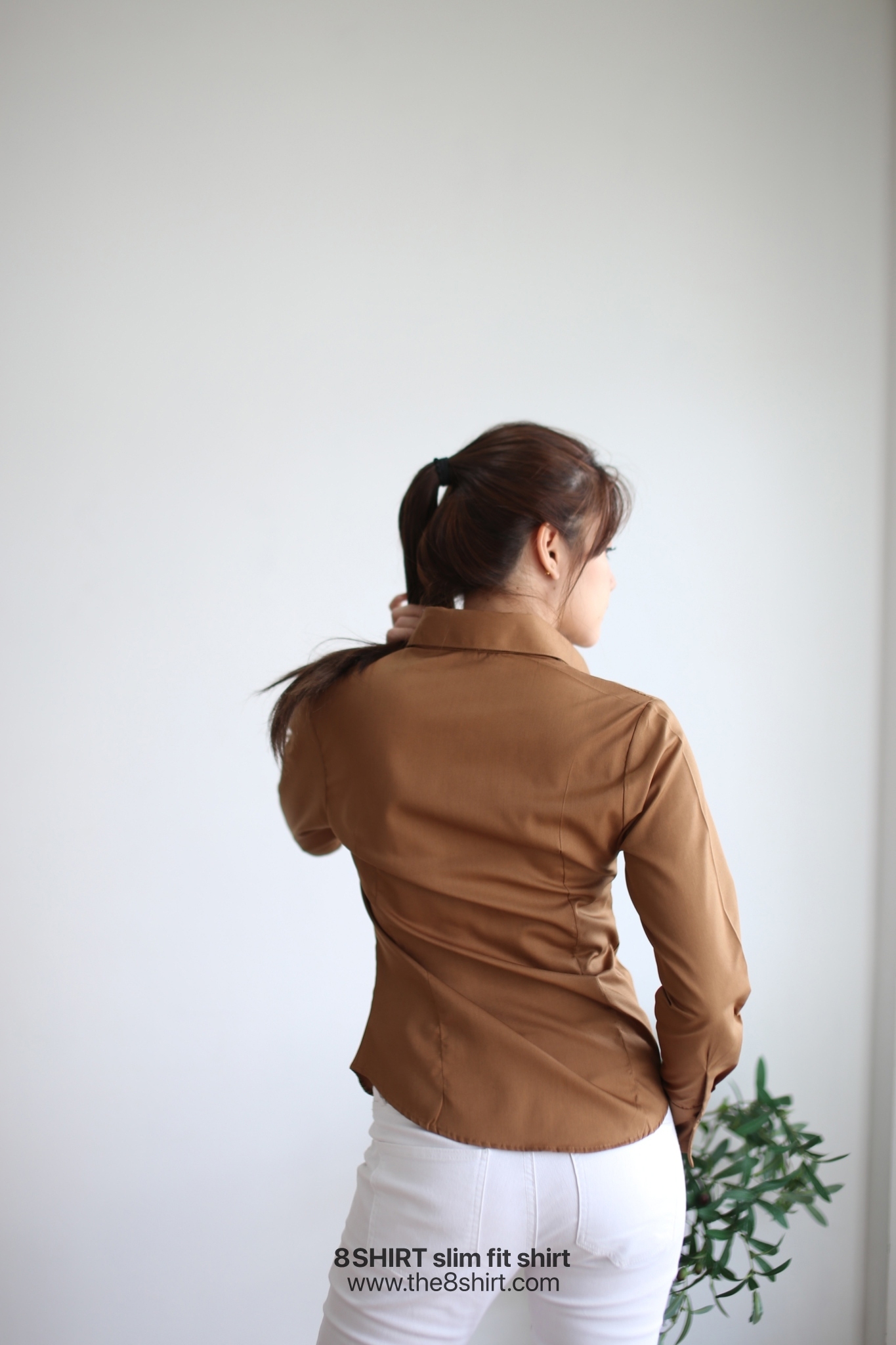 เสื้อเชิ้ตผู้หญิง สีน้ำตาลทอง (Gloden Brown) สลิมฟิต เข้ารูป แขนยาว เสื้อเชิ้ตทำงาน เสื้อยูนิฟอร์ม แบรนด์ 8SHIRT slim fit shirt พร้อมส่ง