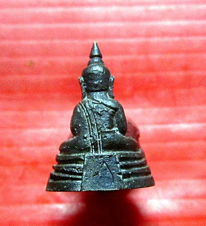 พระรูปหล่อ หลวงพ่อโสธร ก้นตอกเลข5 พระแท้ไม่ทราบที่