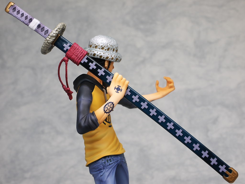 Law ของแท้ JP แมวทอง - POP Deluxe Megahouse [โมเดลวันพีช]