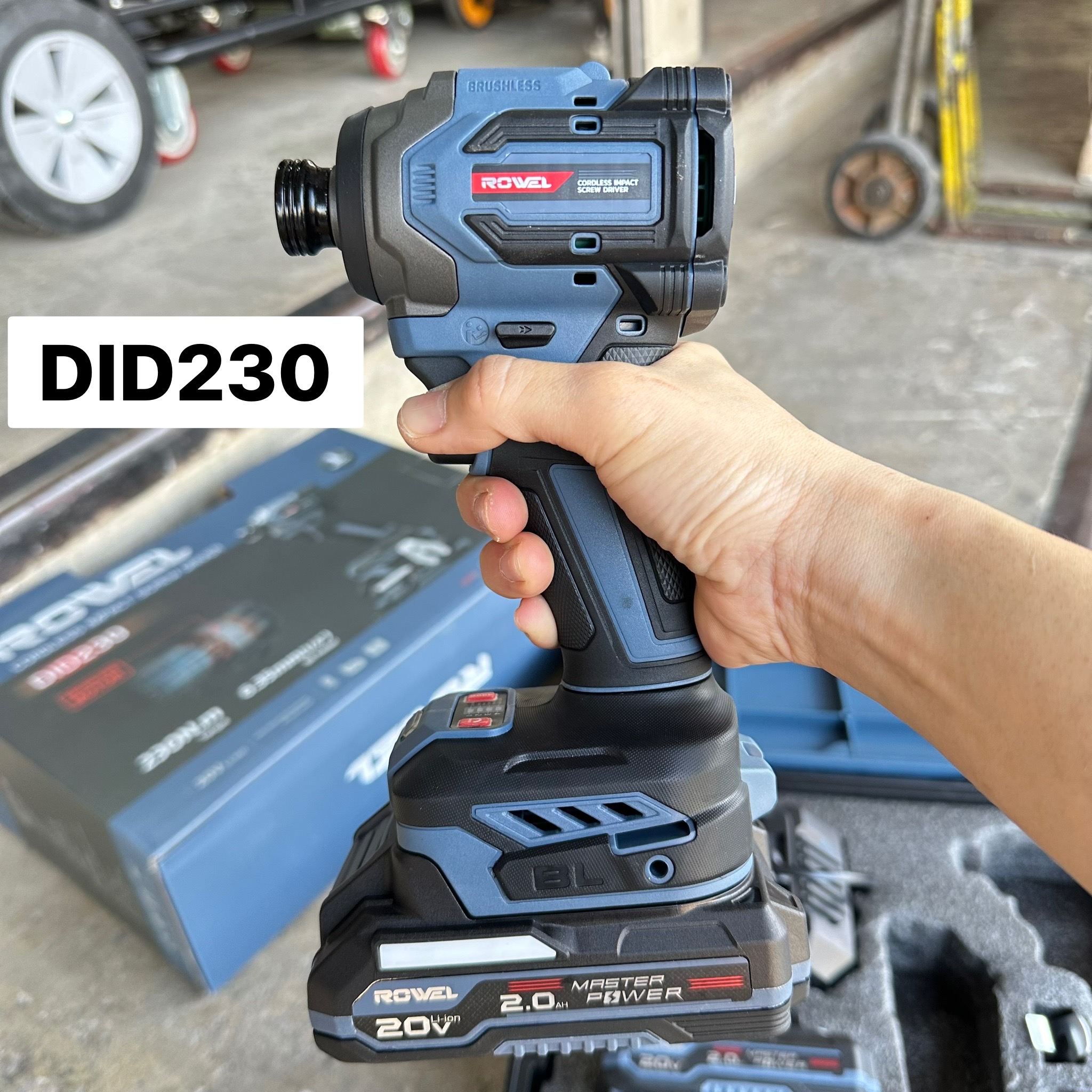 ไขควงกระแทกไร้สาย 1/2 ROWEL DID230 20V แบต 2 ก้อน ติดต่อทางร้านเพื่อรับราคาพิเศษ
