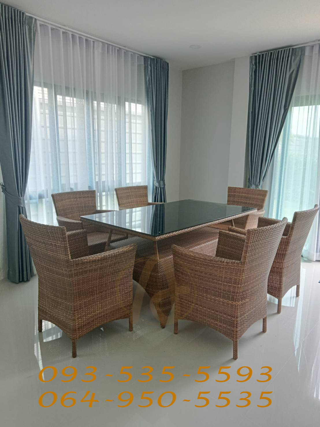 ชุดโต๊ะอาหารหวายเทียม 6ที่นั่ง สานด้วยเส้นหวายเทียมสีธรรมชาติคล้ายผิวเปลือกไม้ เส้นหวายเทียมนำเข้าจากอินโดนีเซีย ทนทานยืดหยุ่นสูง ดูแลรักษาง่าย ไม่กลัวแดด ฝน คุณภาพส่งออก