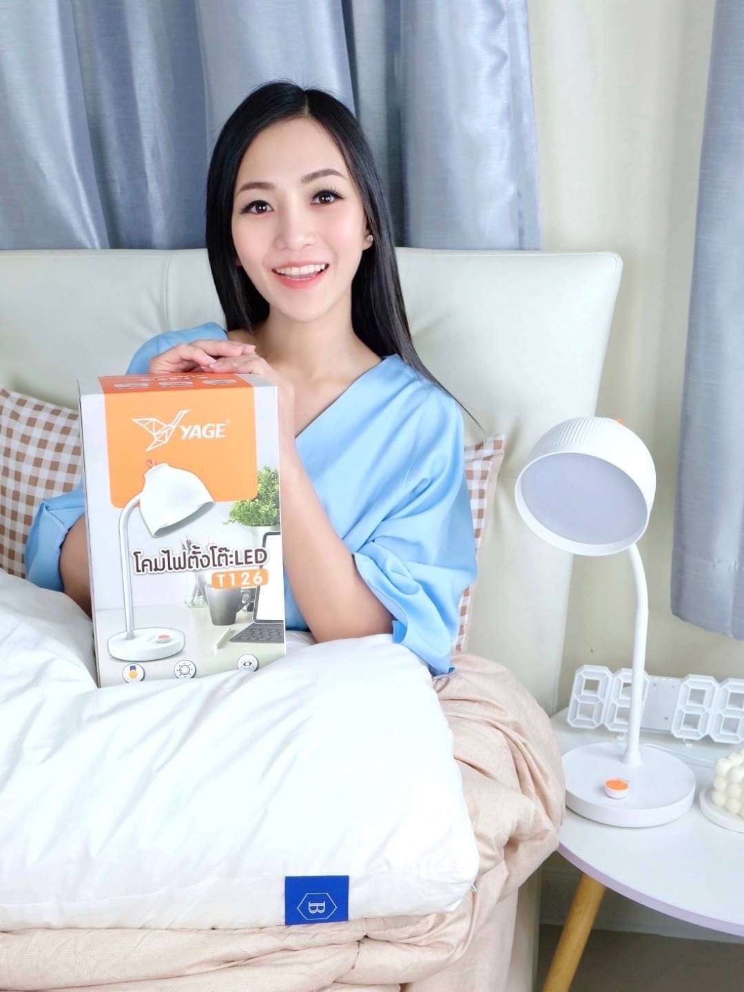 โคมไฟตั้งโต๊ะ LED YG-T162 แสงขาว ชาร์จไฟได้