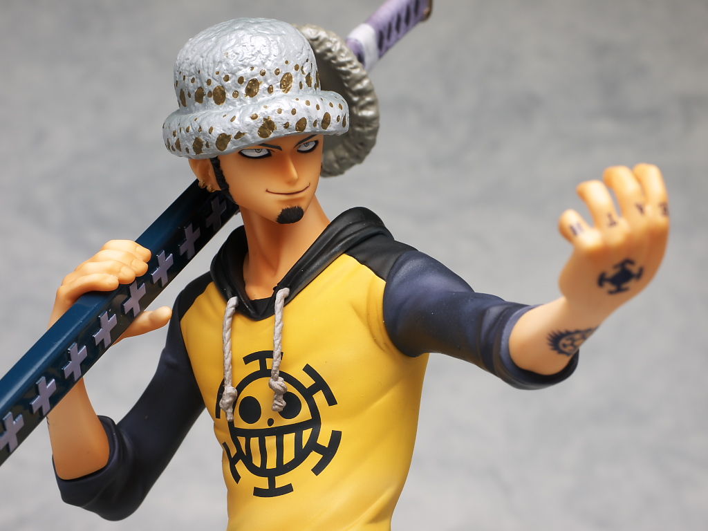 Law ของแท้ JP แมวทอง - POP Deluxe Megahouse [โมเดลวันพีช]