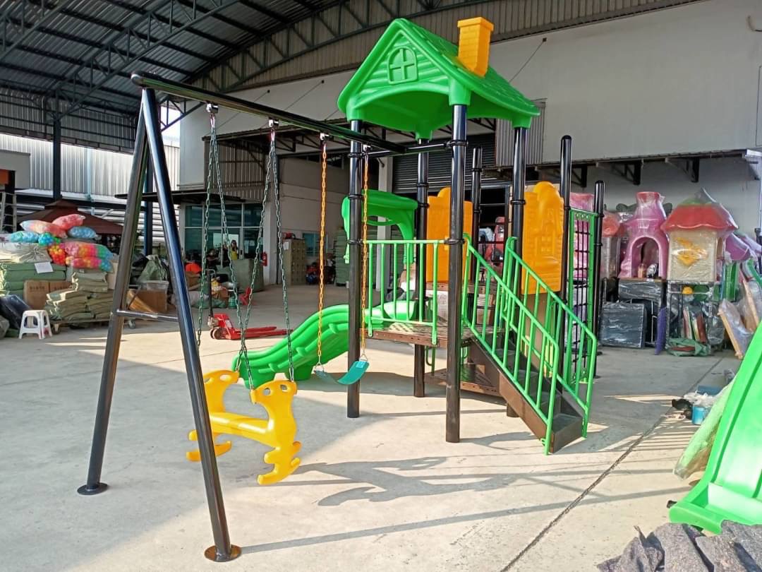 เครื่องเล่นสนาม กลางแจ้ง ชุดบ้านเด็กหรรษา,ปีนป่าย ชิงช้า สไลเดอร์, กระดานลื่น, ของเล่น,ครุภัณฑ์สนามเด็กเล่น, สพฐ,โครงการโรงเรียนประชารัฐ