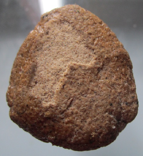 พระปิดตา เนื้อผงว่านหลังอูม ไม่ทราบที่