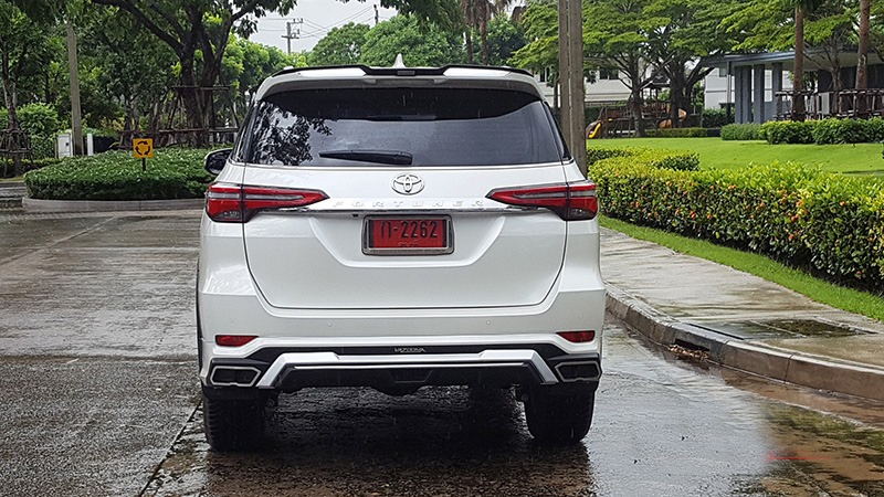 Vazooma-Luxury By TMC VS Toyota All New Fortuner'2020-On [พิเศษให้เยอะกว่าใคร...พบได้แล้วที่นี่]