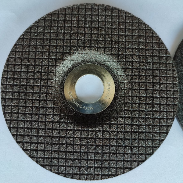 แผ่นเจียร์ MAKITA 4x2 (20/PK) A-85139 กล่องละ 440.-