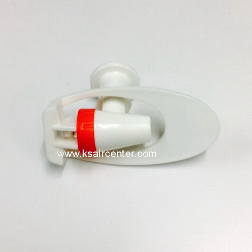 ก๊อกเกลียวใน นํ้าร้อน สีแดง SP (รหัสสินค้า 003008)