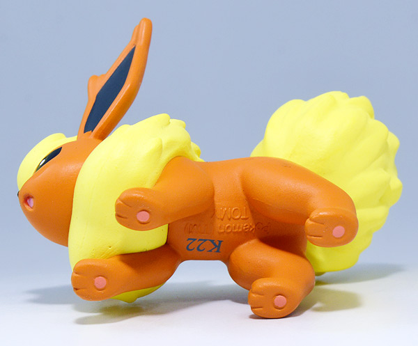 Flareon ของแท้ JP - Monster Collection Takara Tomy [โมเดลโปเกมอน]