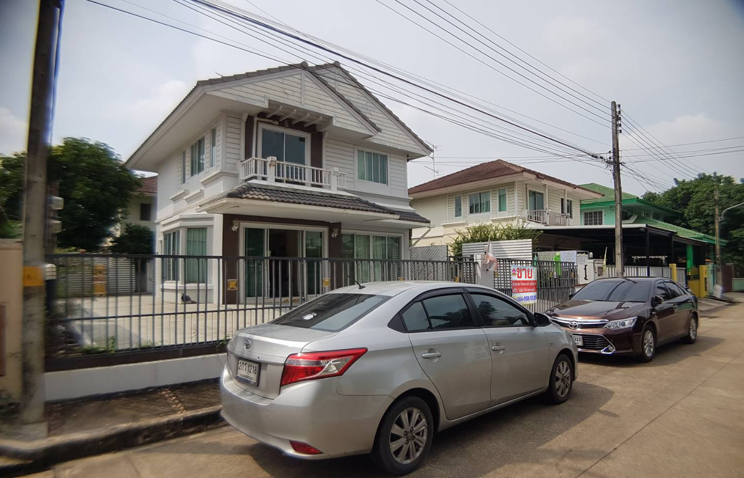 ขายบ้านเดี่ยว 2 ชั้น ม.พฤกษ์ลดา-พุทธสาคร (สาย4 ตัดใหม่) - เนื้อที่ 59.9 ตร.ว. - พื้นที่ใช้สอย 145 ตร.ม. - ขนาด 3 ห้องนอน 2 ห้องน้ำ