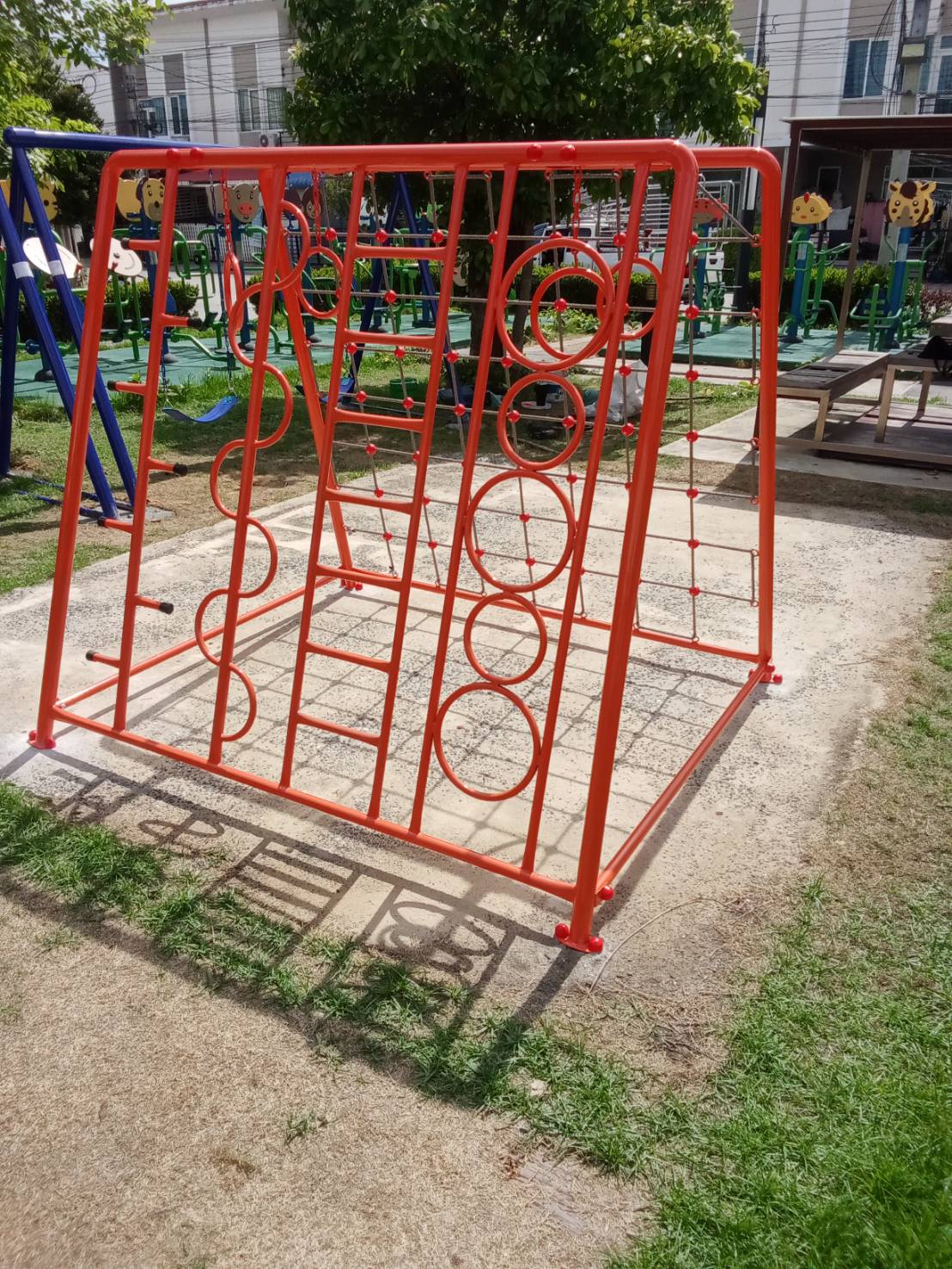 เครื่องเล่นสนามเหล็ก ชุดปืนป่ายรวมมิตร 6 in 1 , เครื่องเล่นสนามกลางแจ้ง,ปีนป่ายรวม,บาร์ไต่,บาร์โหน,เครื่องเล่นเด็ก พร้อมส่ง ราคาโรงงาน ขนาด 160x185x170 ซม.